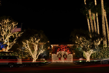 Santa Barbara Christmas Lighting